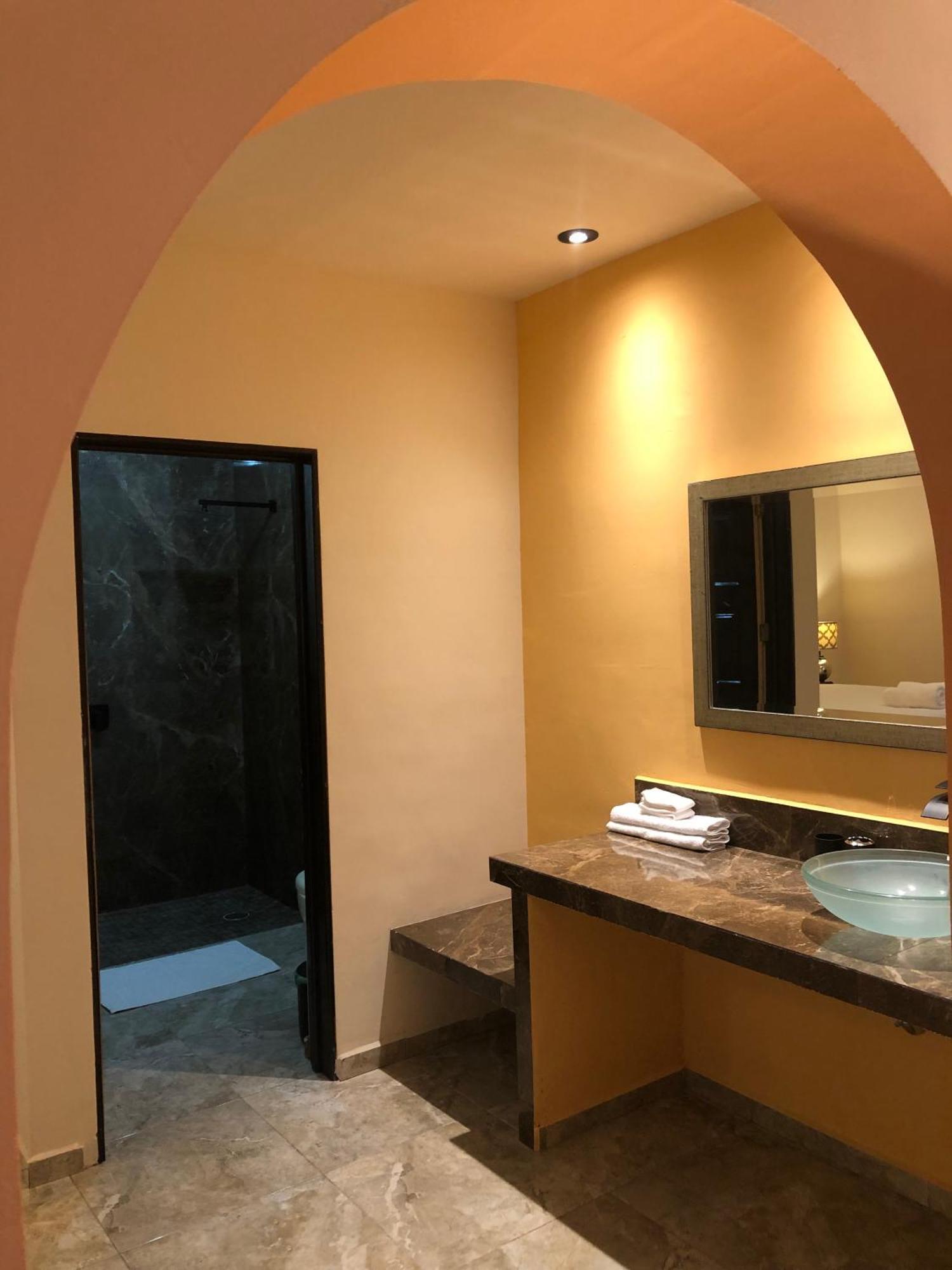Tres Iguanas Apart Hotel - New, Cozy & Spacious Flats, Short Walk To Beach 洛雷托 外观 照片