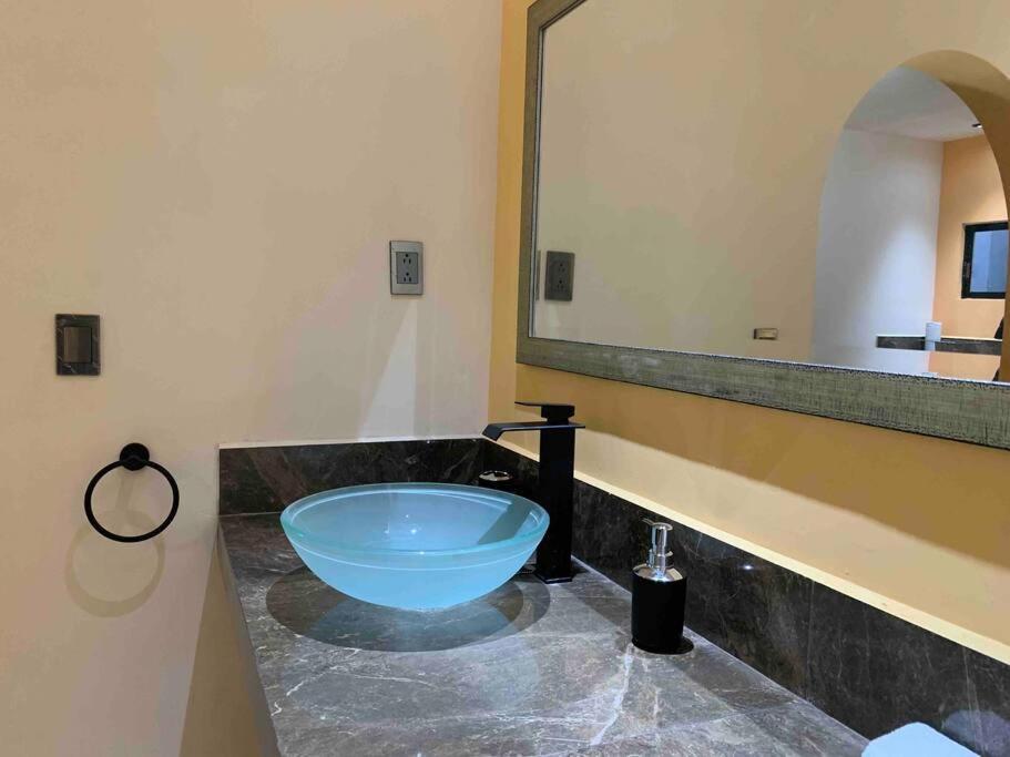 Tres Iguanas Apart Hotel - New, Cozy & Spacious Flats, Short Walk To Beach 洛雷托 外观 照片