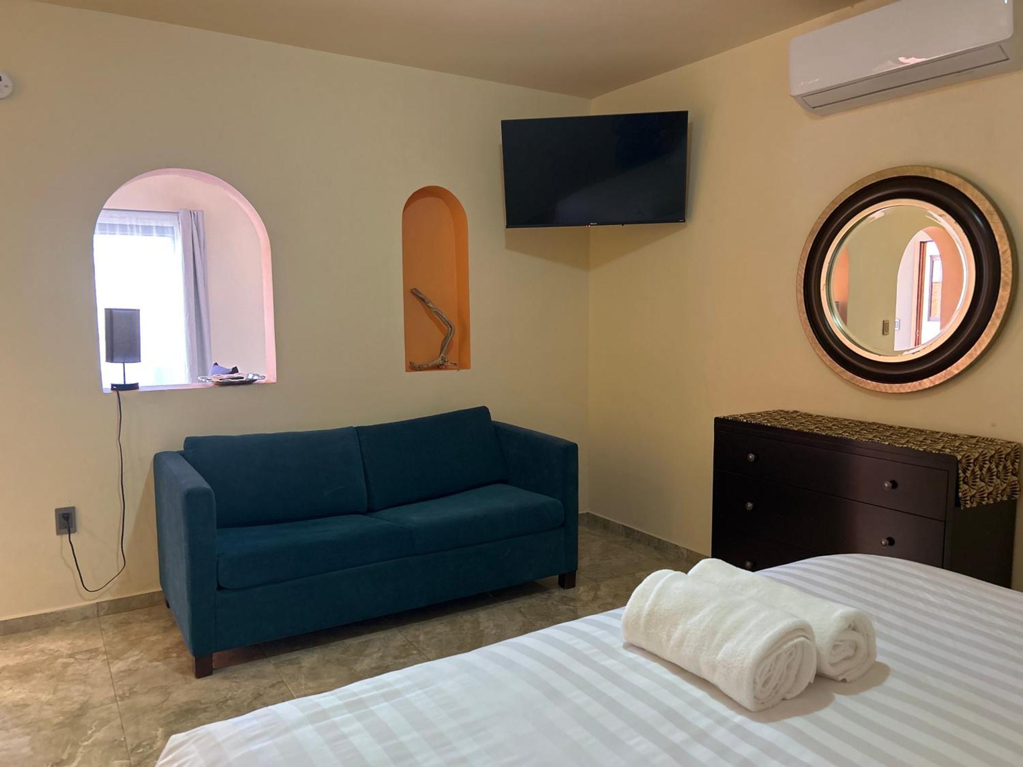 Tres Iguanas Apart Hotel - New, Cozy & Spacious Flats, Short Walk To Beach 洛雷托 外观 照片