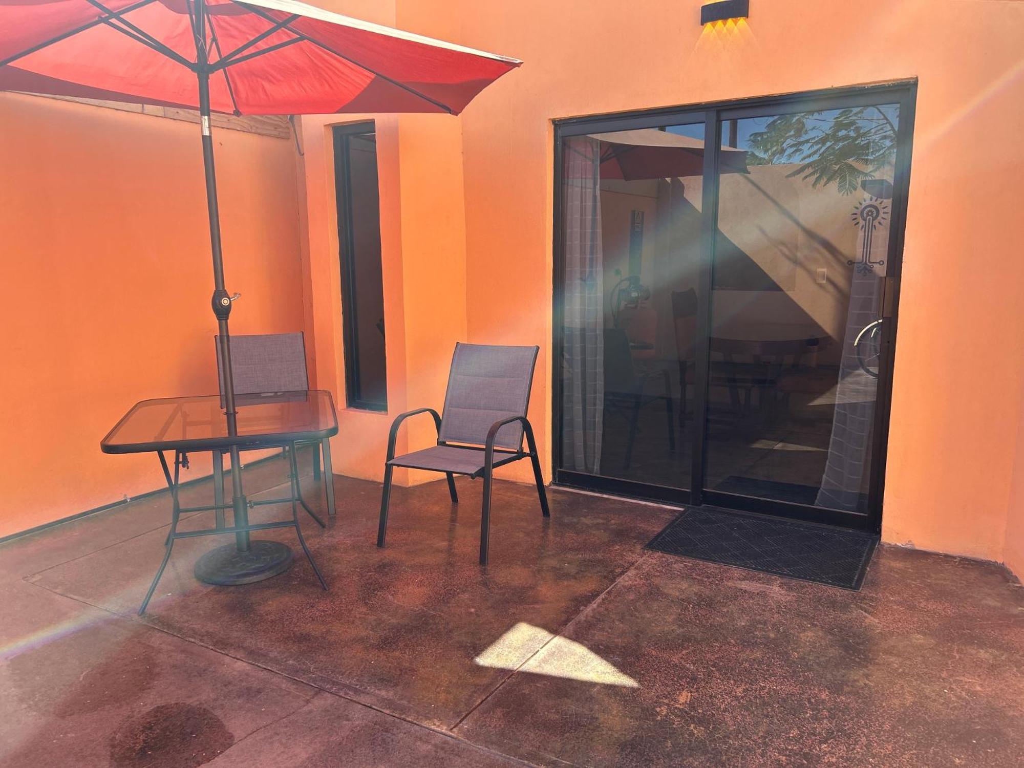 Tres Iguanas Apart Hotel - New, Cozy & Spacious Flats, Short Walk To Beach 洛雷托 外观 照片